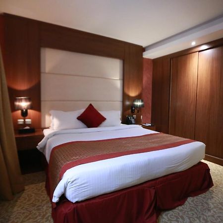 Obaer Hotel Riyadh Bagian luar foto