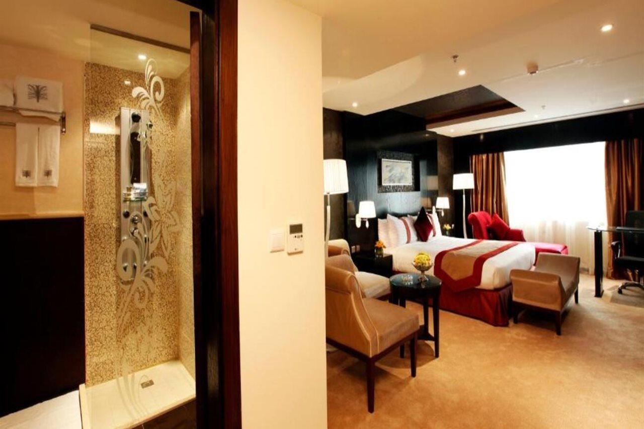 Obaer Hotel Riyadh Bagian luar foto
