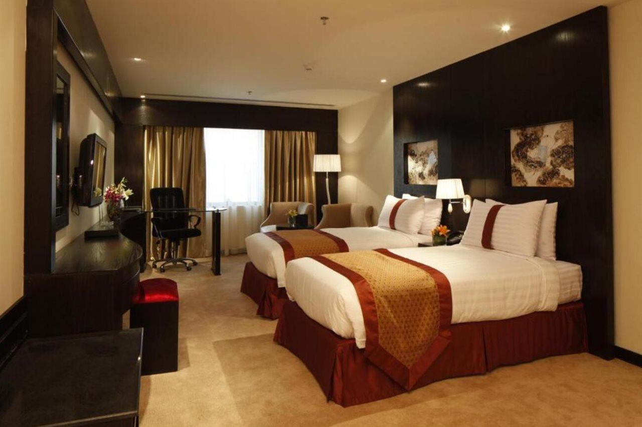 Obaer Hotel Riyadh Bagian luar foto