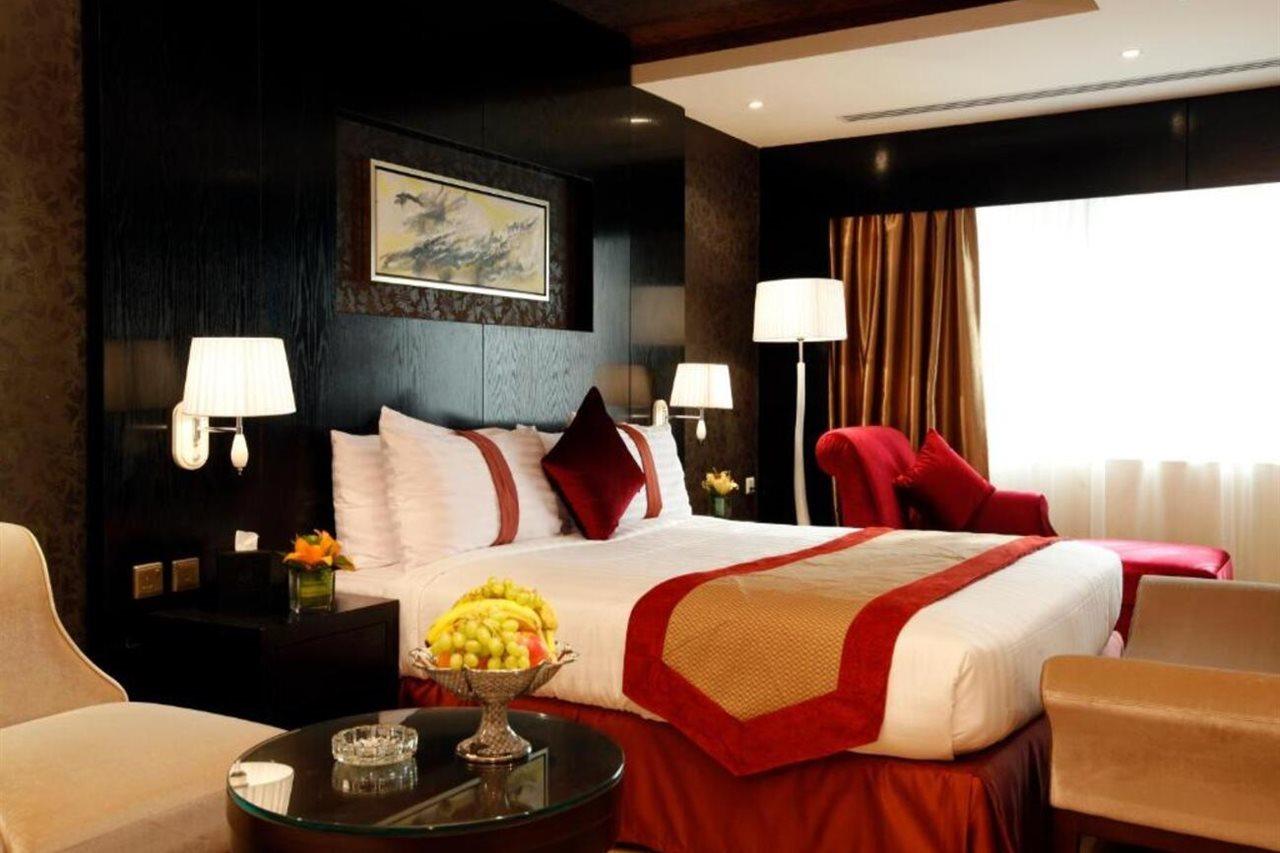 Obaer Hotel Riyadh Bagian luar foto