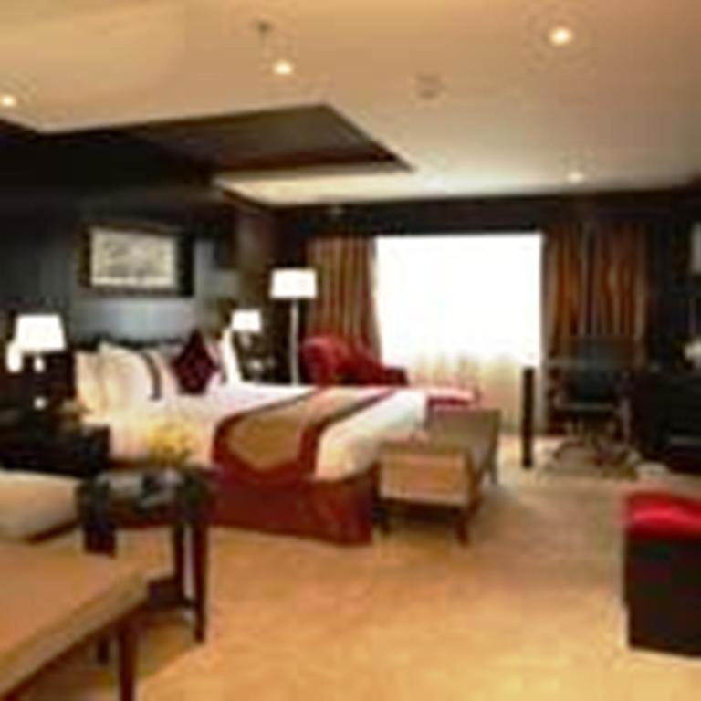 Obaer Hotel Riyadh Bagian luar foto