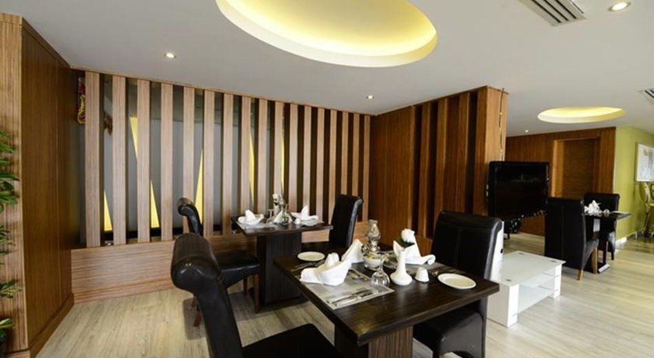 Obaer Hotel Riyadh Bagian luar foto