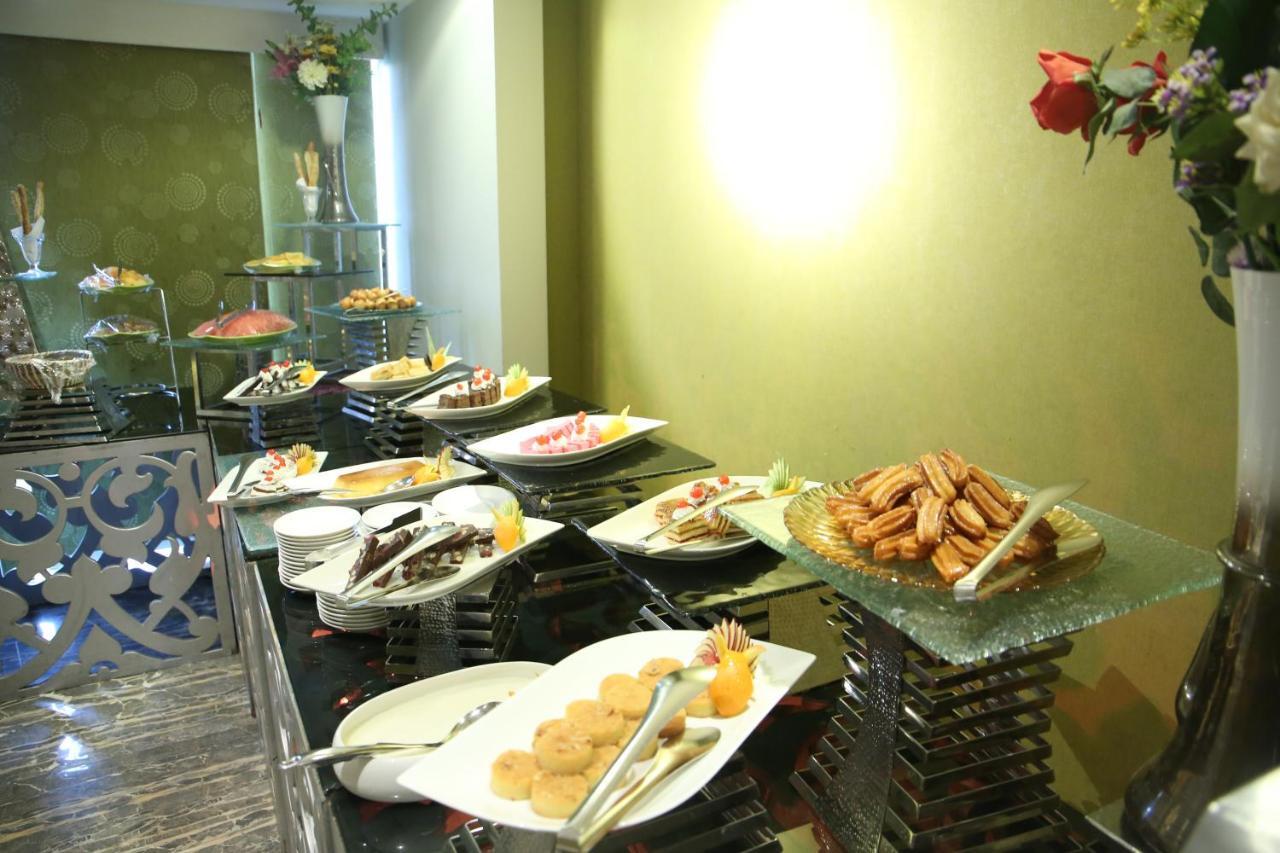 Obaer Hotel Riyadh Bagian luar foto